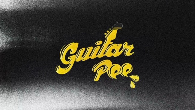 Guitar-Pee5